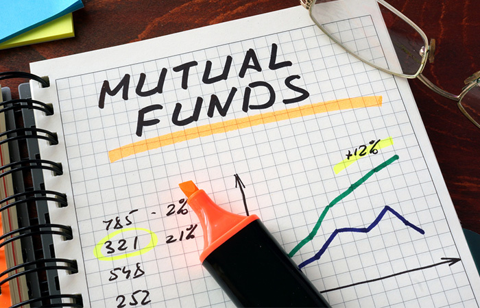 TRUE NORTH FEDERAL CREDIT UNION NOTEBOOK WITH MUTUAL FUNDS WRITTEN IN IT